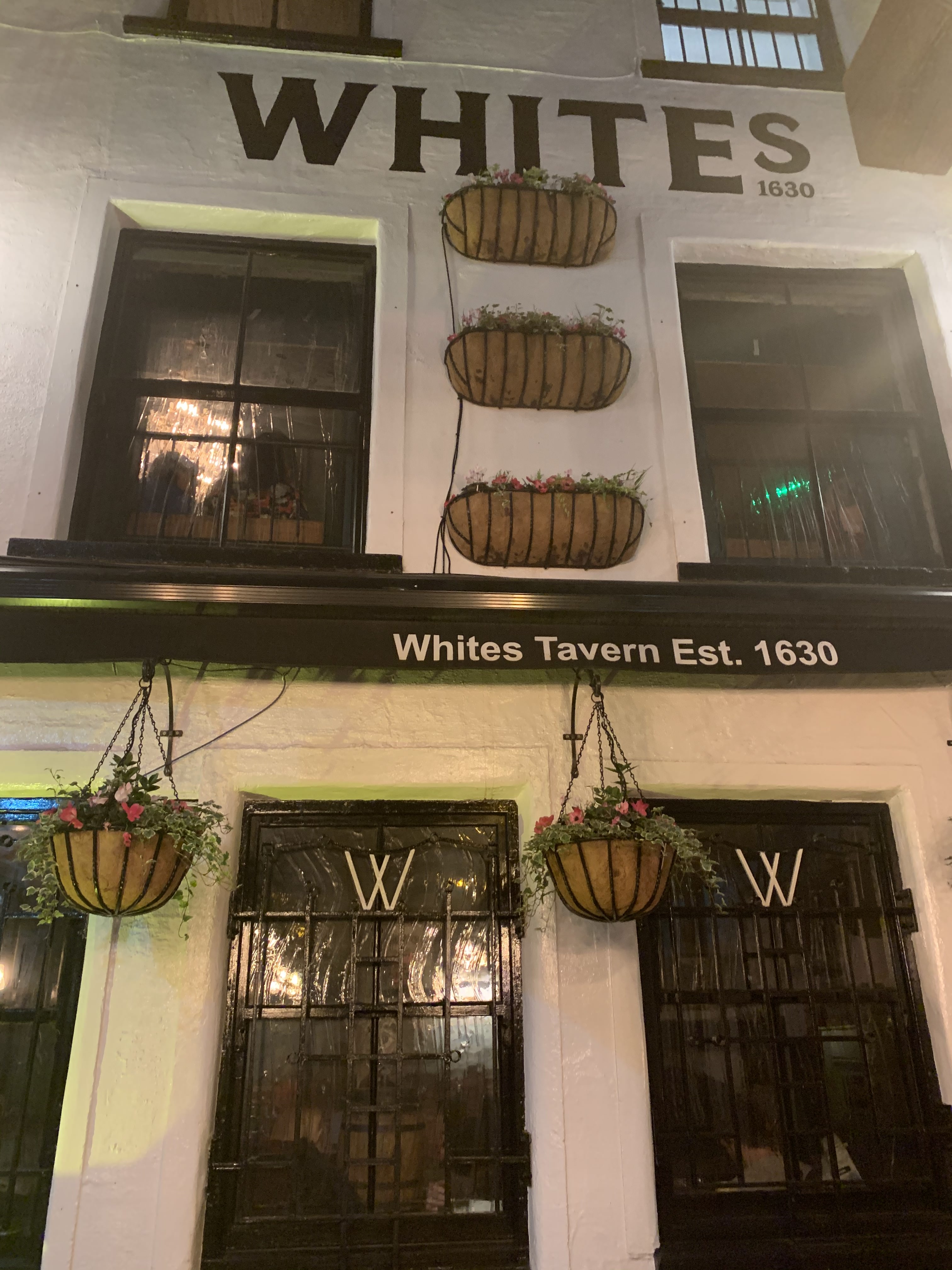 Whites Tavern, Belfast